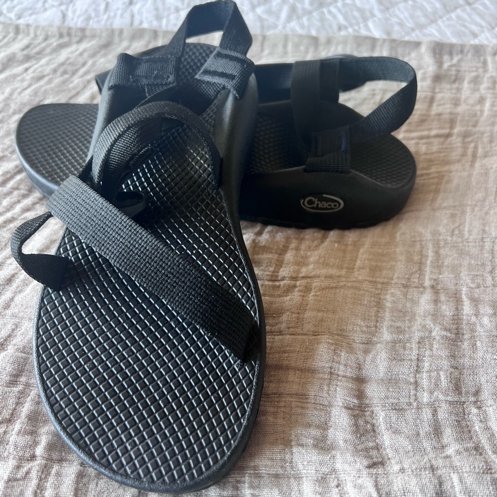 Chaco Women's Z1 Classic J105414 Sport Sandal Black Size 10